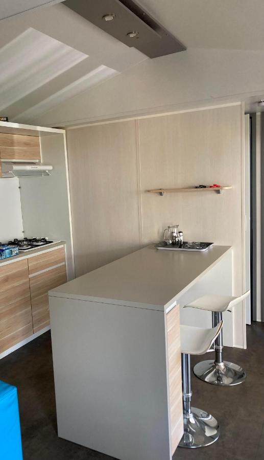 Camping 5* - Biscarosse Lac - Mobilhome 2 Chambres - 4 Personnes Biscarrosse Exterior photo